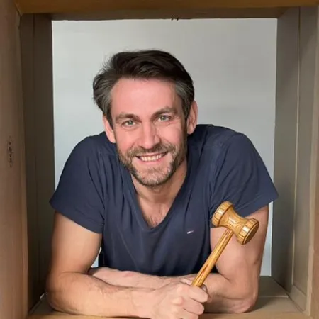 Nikolai Jelgin, Geschäftsführer